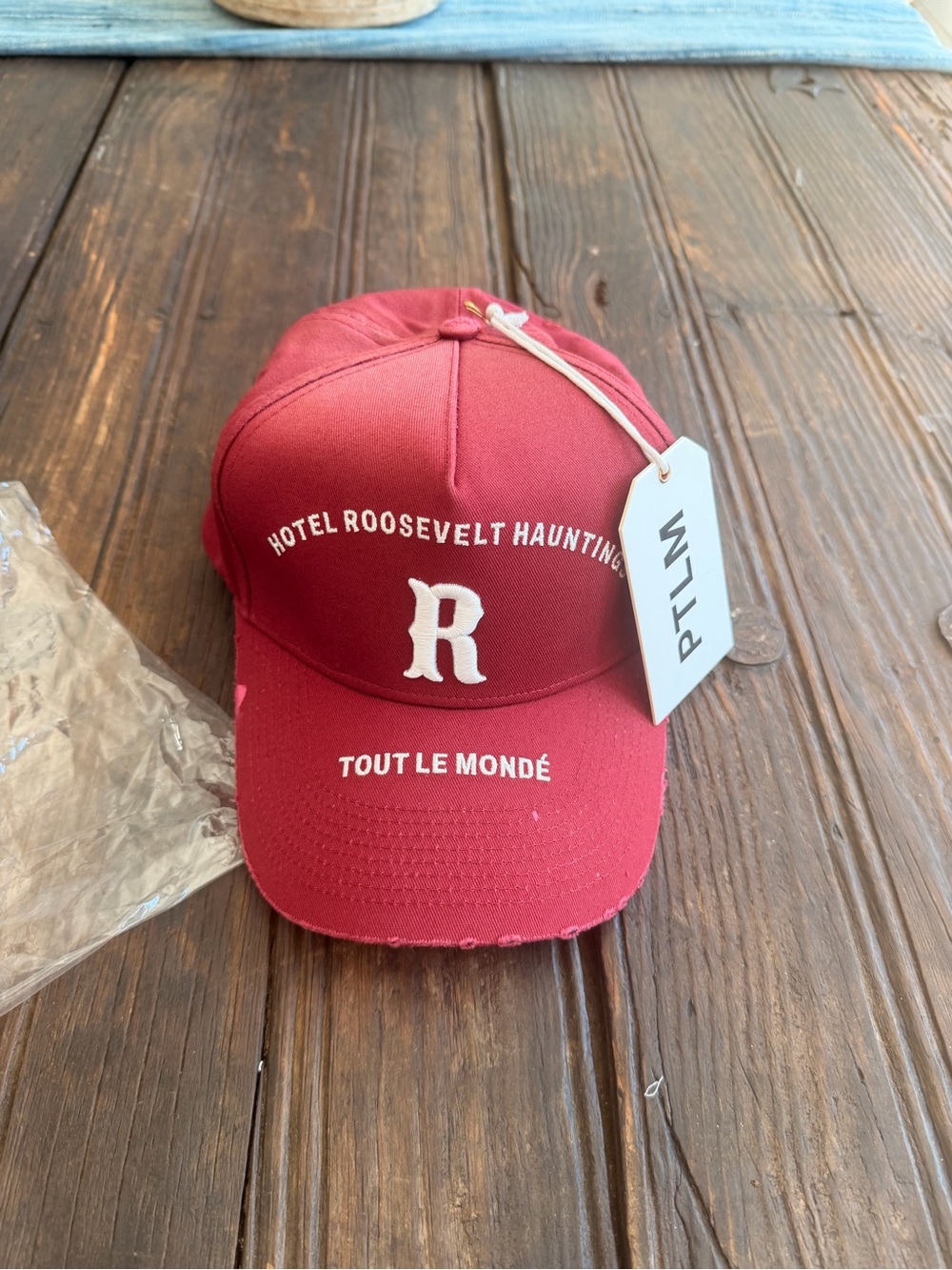 NWT Tout Le Monde Hotel Roosevelt Hauntings Hat Maroon Snapback Cap